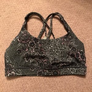 Lululemon Energy Bra - Size 8 new with tags